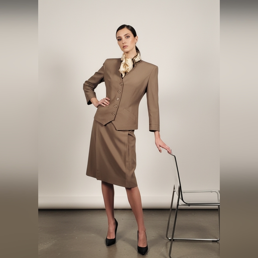 Sophisticated Vintage Saint Laurent Silk Skirt Suit - Picture 6 of 7